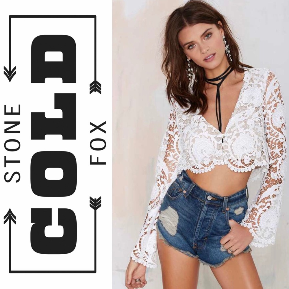 STONE COLD FOX WHITE CHARLIE LACE TOP-EUC